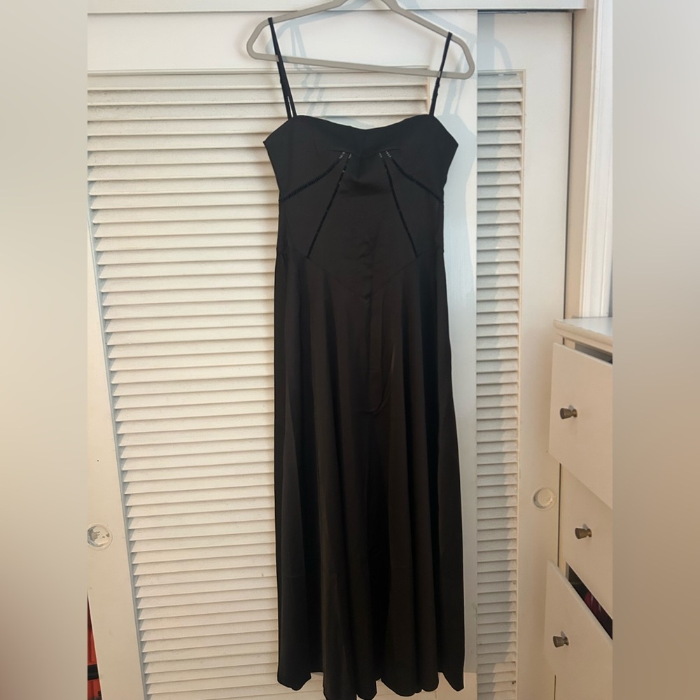 Chic Black Strapless Evening Gown